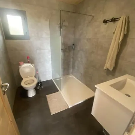 Des Loulous , 3 Chambres, 8 Couchages Horská chata