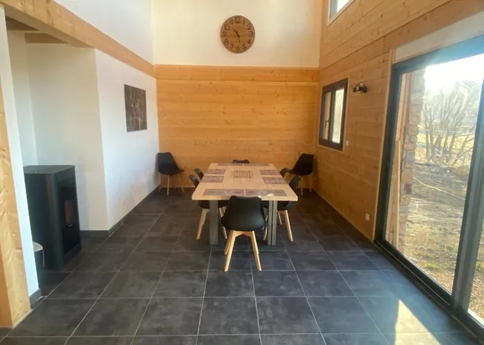 샬레 Des Loulous , 3 Chambres, 8 Couchages